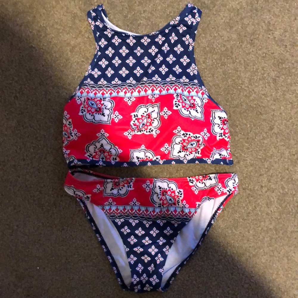 Halter neck geometric bikini